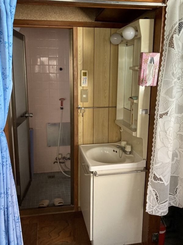 バスルーム リノベーション前